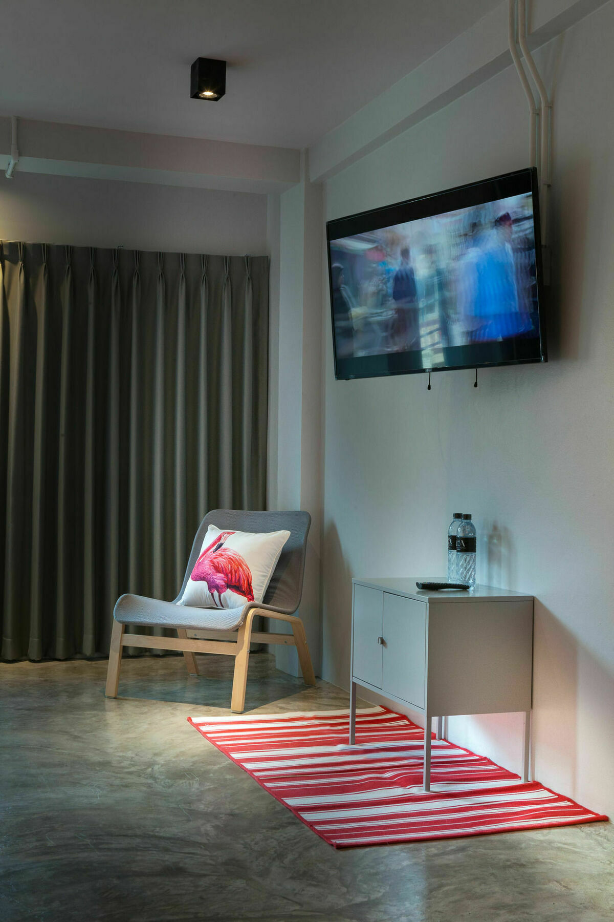 W1A Jomtien Hotell Exteriör bild