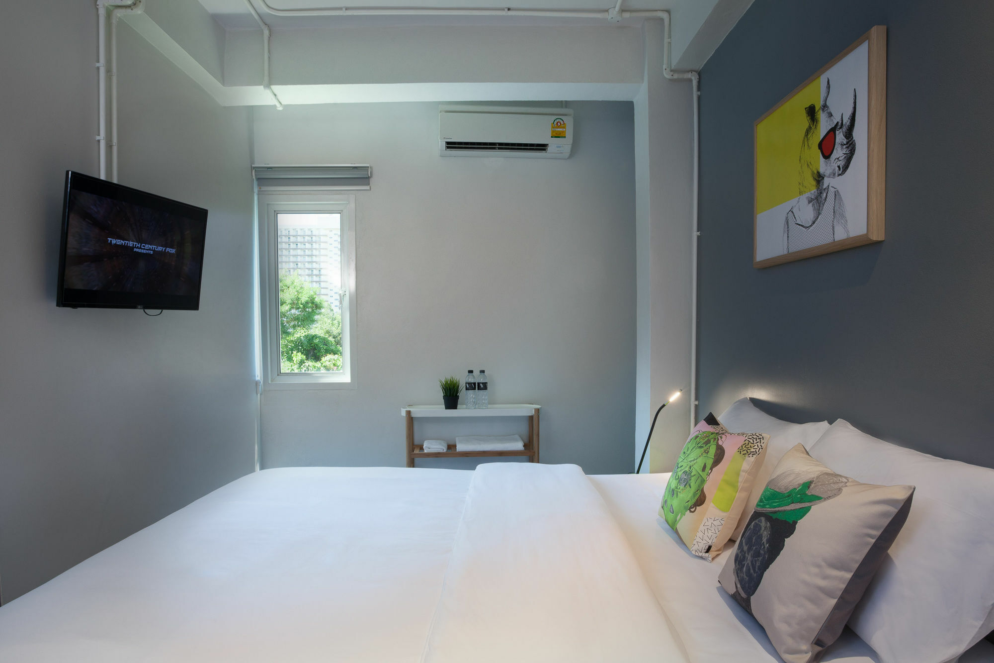 W1A Jomtien Hotell Exteriör bild