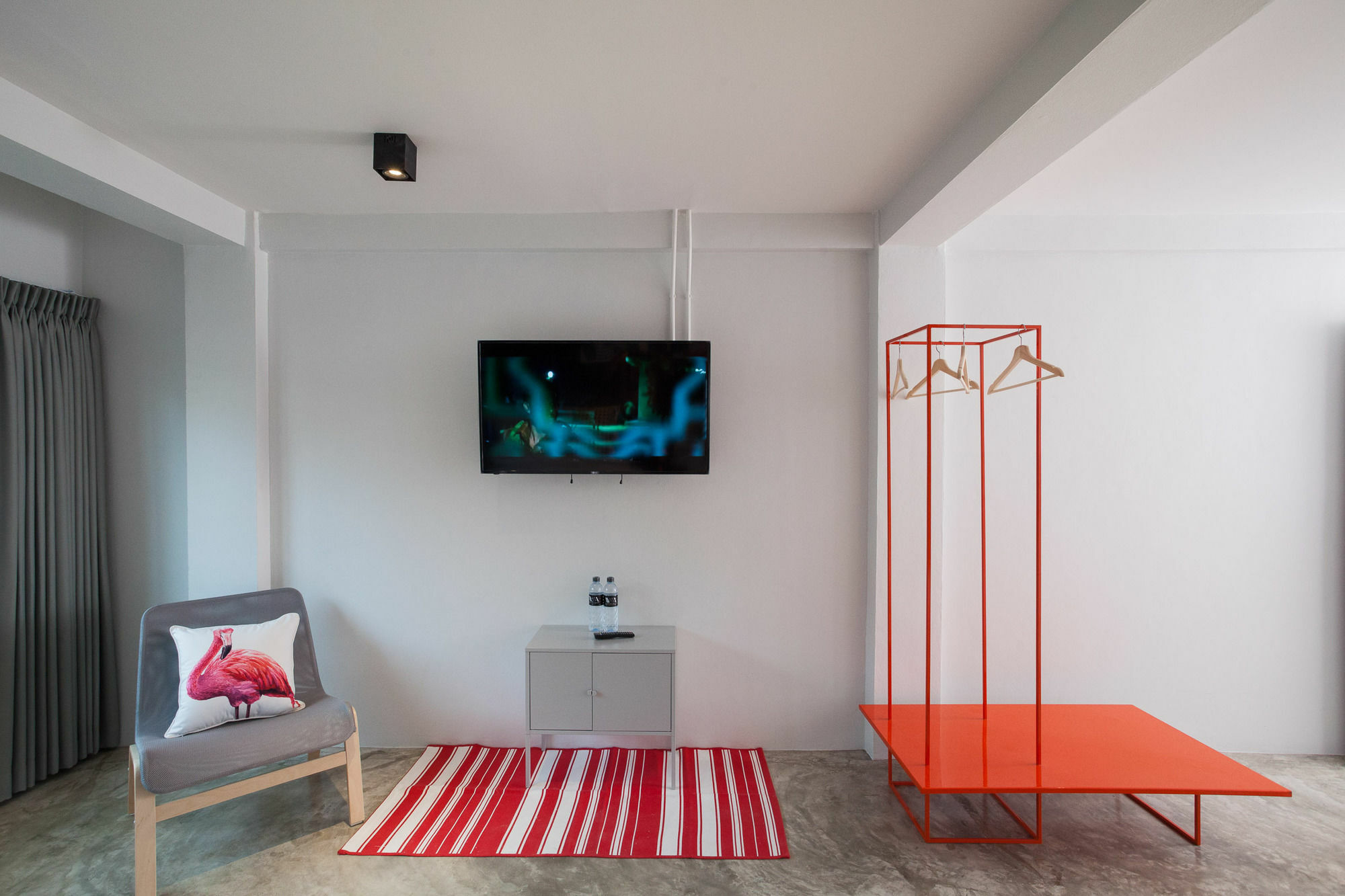 W1A Jomtien Hotell Exteriör bild