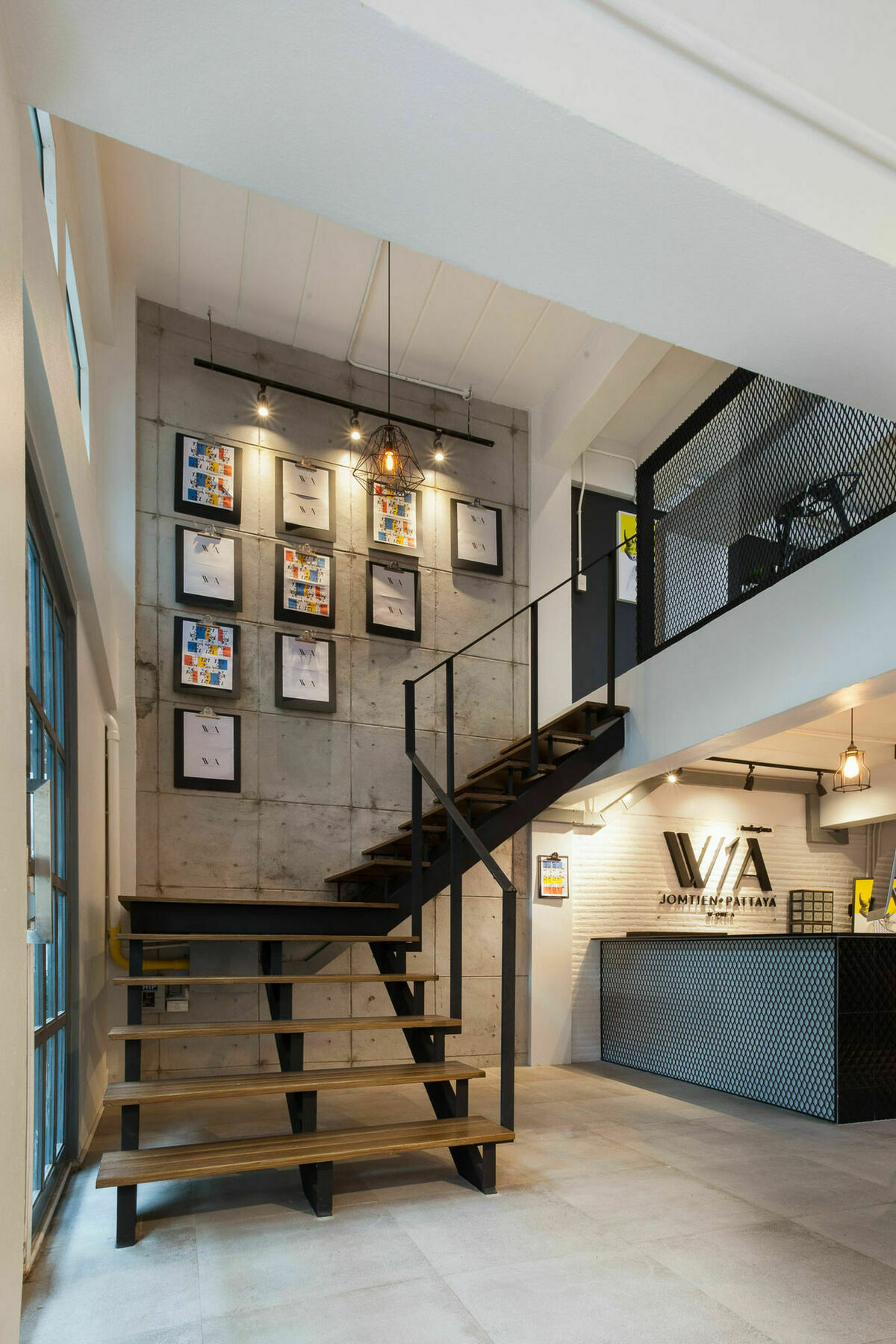 W1A Jomtien Hotell Exteriör bild