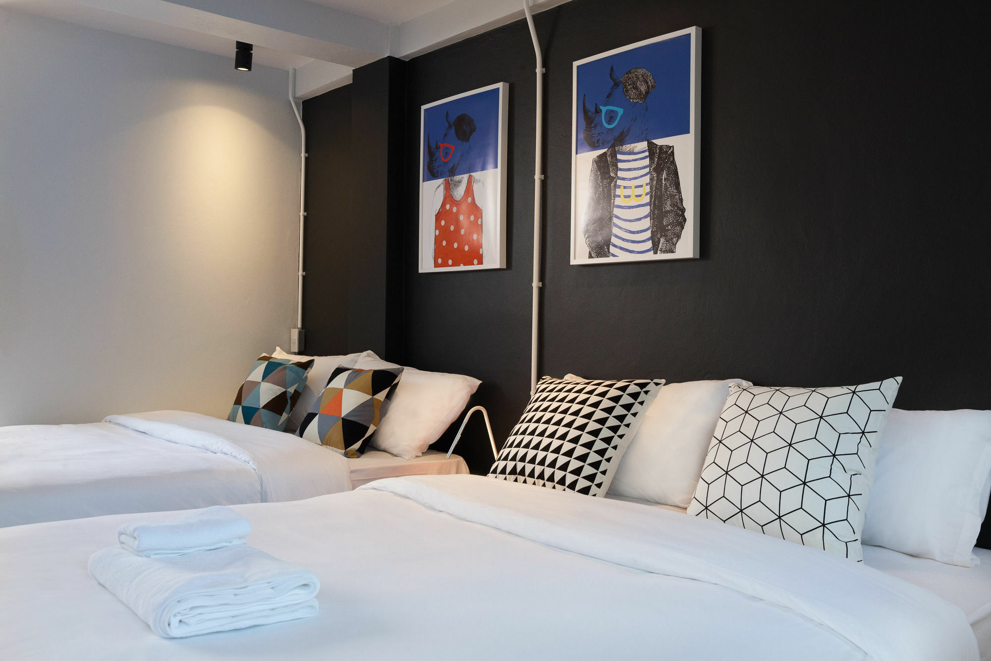W1A Jomtien Hotell Exteriör bild