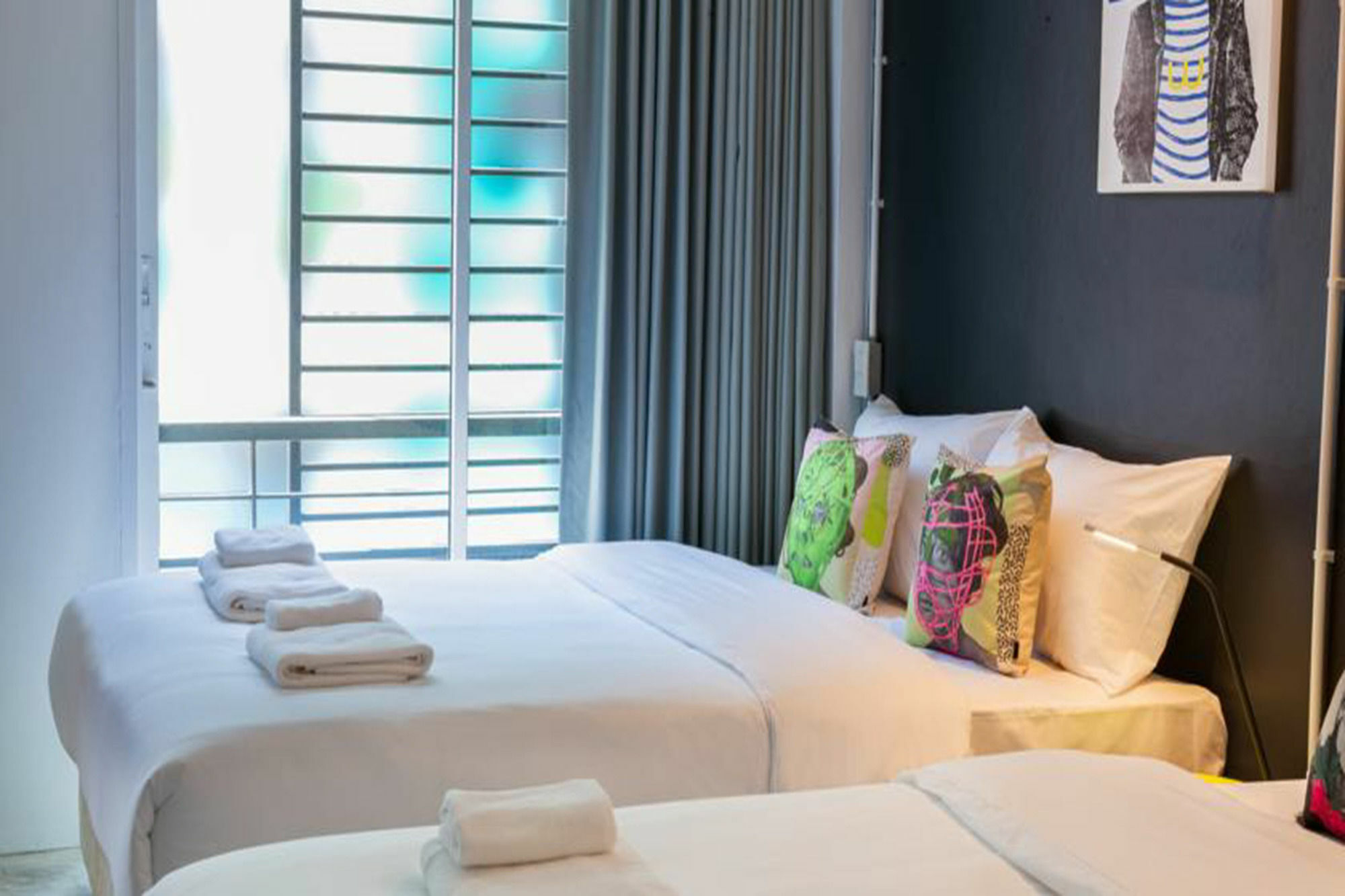 W1A Jomtien Hotell Exteriör bild