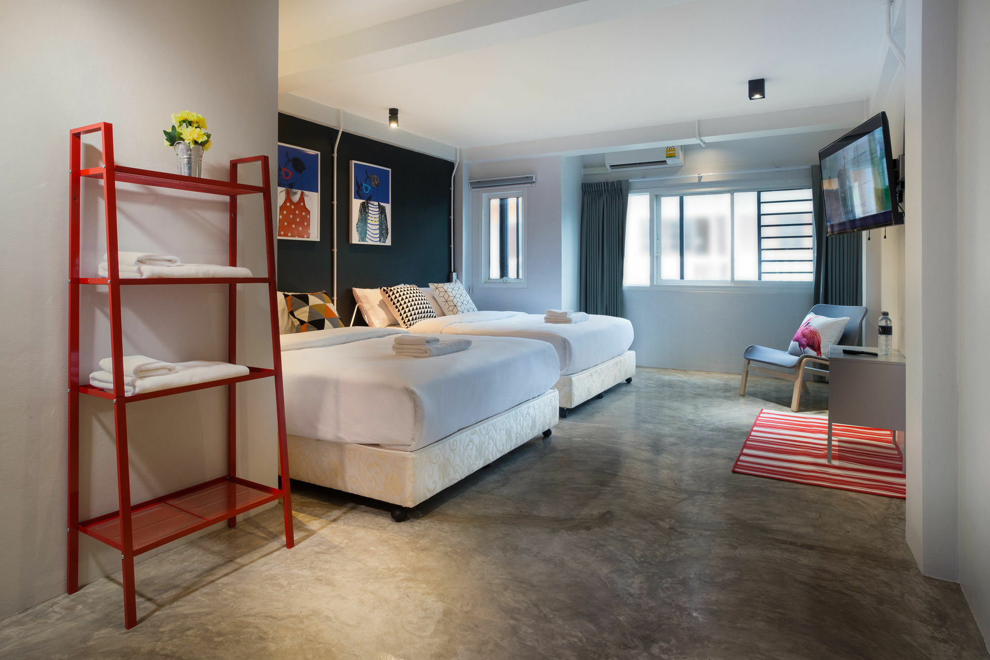 W1A Jomtien Hotell Exteriör bild